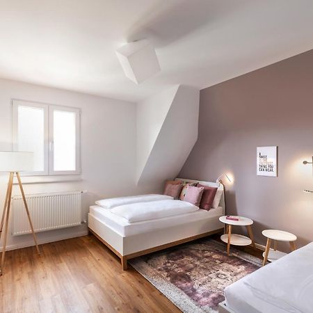 Primera Zimmer Mit Gemeinschaftsbad Зінген Екстер'єр фото